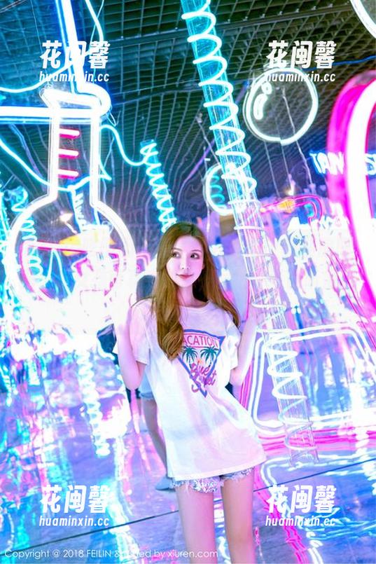 Feilin嗲囡囡-SiByl李思宁 Feilin嗲囡囡 - 看SiByl李思宁的私房原图,这女孩可真有故事,虽然你可能听得云里雾里。