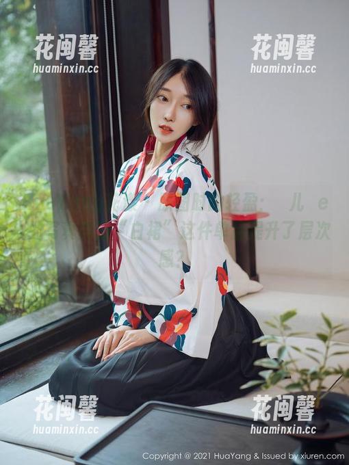 HuaYang花漾-玥儿玥er HuaYang花漾 - 原图时的轻盈:玥儿玥er的写真真让“白裙”这件单品提升了层次感?