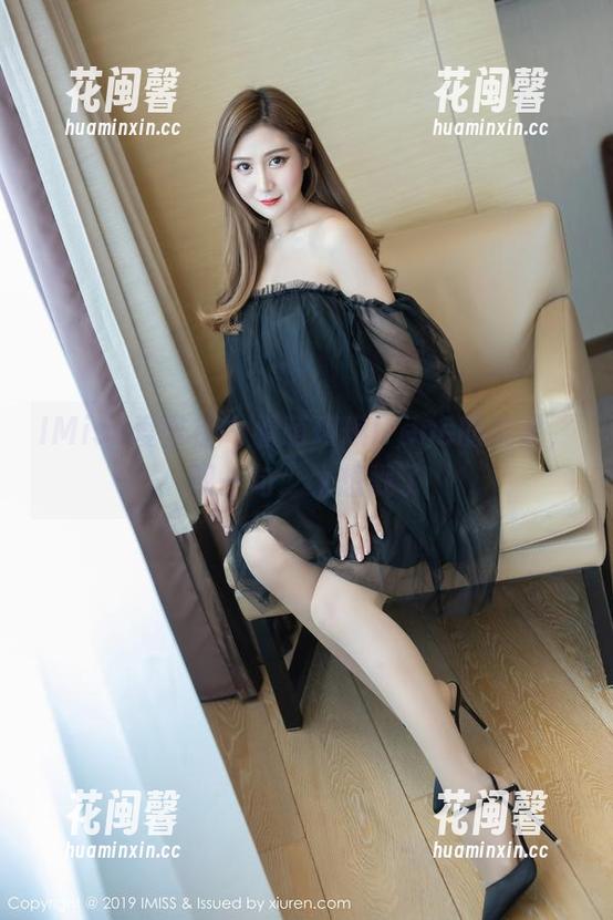 IMiss爱蜜社-萌琪琪Irene IMiss爱蜜社 - 看萌琪琪Irene的美足,叹一句:太想戳了