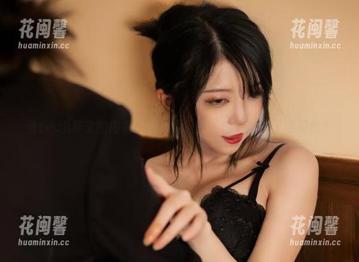 当Leah梓未的内衣Cos变成美图，咋感觉多了点悬念？