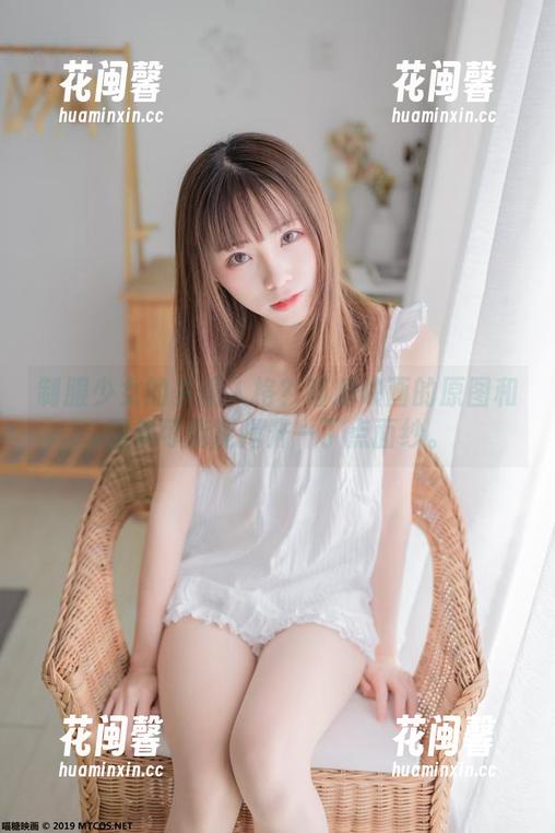 MTYH喵糖映画 制服少女的多重人格?喵糖映画的原图和图集可能能揭开一丁点面纱。