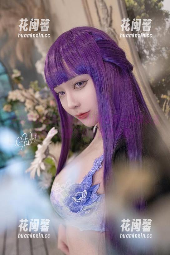 少女写真合集，Machi马吉用一种难以言喻的方式把天真与叛逆并列。