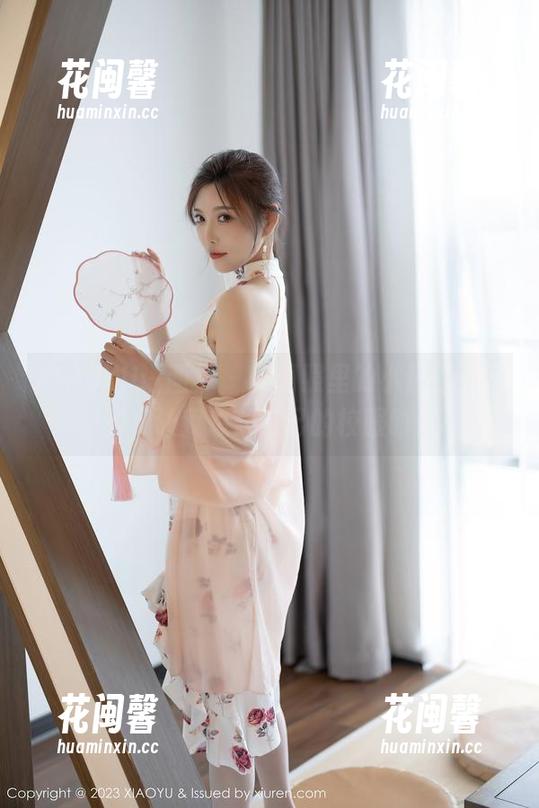 XIAOYU语画界-小热巴 XIAOYU语画界 - 美图照里的小热巴,竟然又让我想起自己的校服时代
