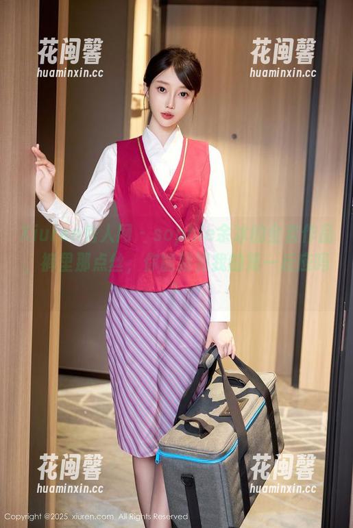Xiuren秀人网-sophie余冰 Xiuren秀人网 - sophie余冰的全套作品,裤里那点丝,你能猜到我的第一反应吗?