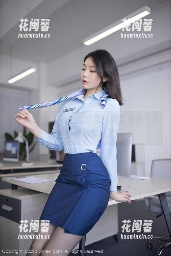Xiuren秀人网-夏雪爱 Xiuren秀人网 - 噔噔噔,夏雪爱在“礼服”里踮起脚尖了!