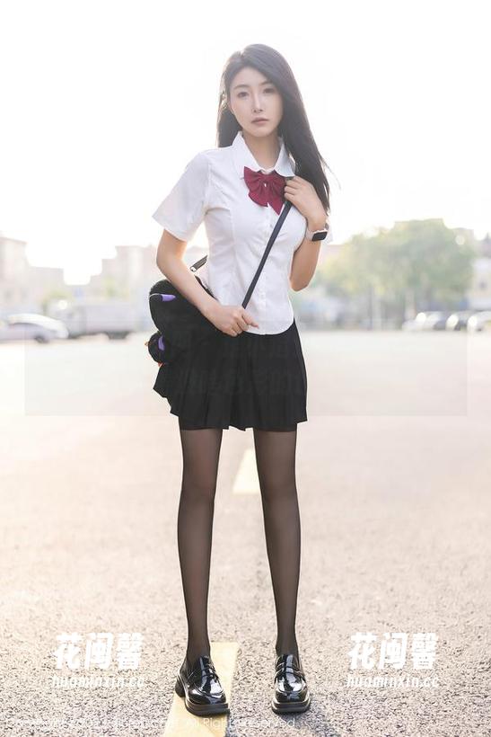 Xiuren秀人网-是小逗逗 Xiuren秀人网 - 是小逗逗新推黑白写真集,真心觉得没啥色彩的也能让人惊艳!