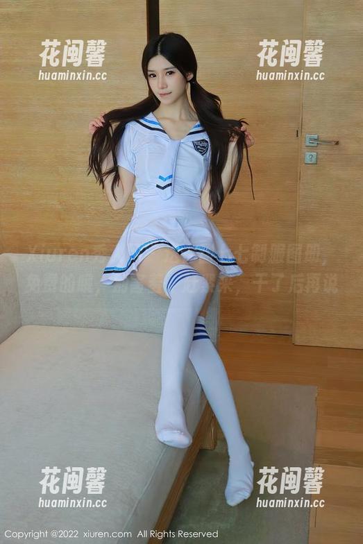Xiuren秀人网-甜七七 Xiuren秀人网 - 送你甜七七制服图册,免费的哦,别害羞,赶紧来,干了后再说