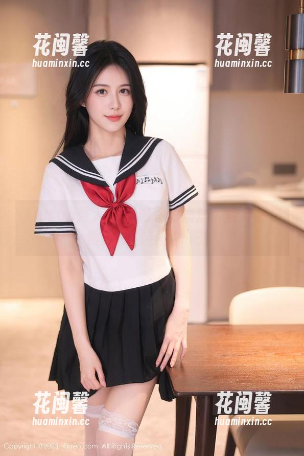 Xiuren秀人网-甜白酱 Xiuren秀人网 - 油亮的魔法:翻开甜白酱的原图与图集吧!