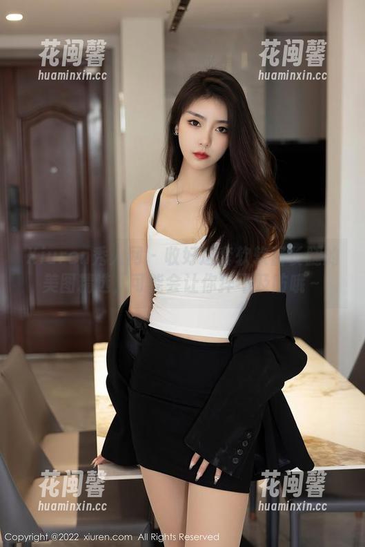 Xiuren秀人网-软软酱 Xiuren秀人网 - 收好这套软软酱长腿的美图精选,可能会让你猝不及防哦~