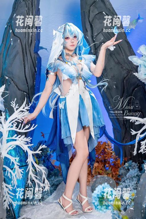 Yiko湿润兔 玩水不如看Yiko湿润兔:溯溪之夏图片合集,多少人瞎感慨。