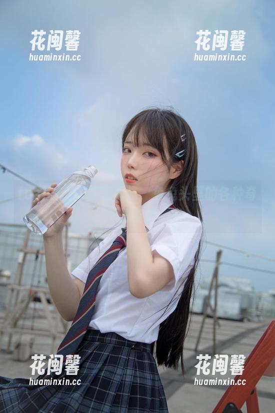 fushii_海堂 fushii_海堂写真集,兔兔头里的各种奇妙姿势