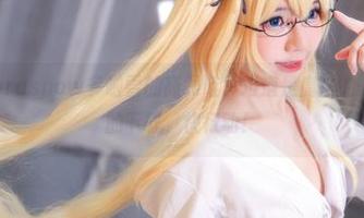 sally dorasnow多啦雪的高跟鞋,难道是魔法的一部分?你的下载,快行动!
