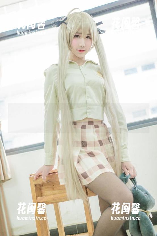 九曲Jean 关于九曲Jean和她的过膝袜:原图特辑,摩擦出的小火花