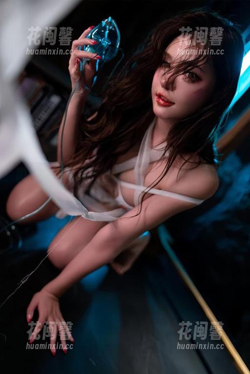 于芷晴 微密圈 - 带着一丝期待,去图库看于芷晴的旗袍分享,结果…