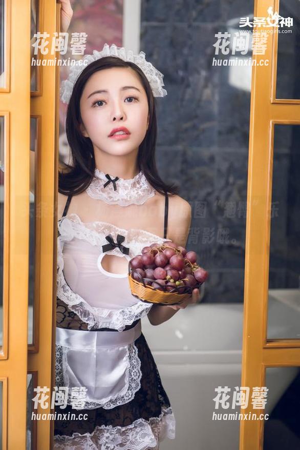 头条女神-杨漫妮baby 头条女神 - 杨漫妮baby原图“翘臀”乐翻天——背影不只是背影哦。