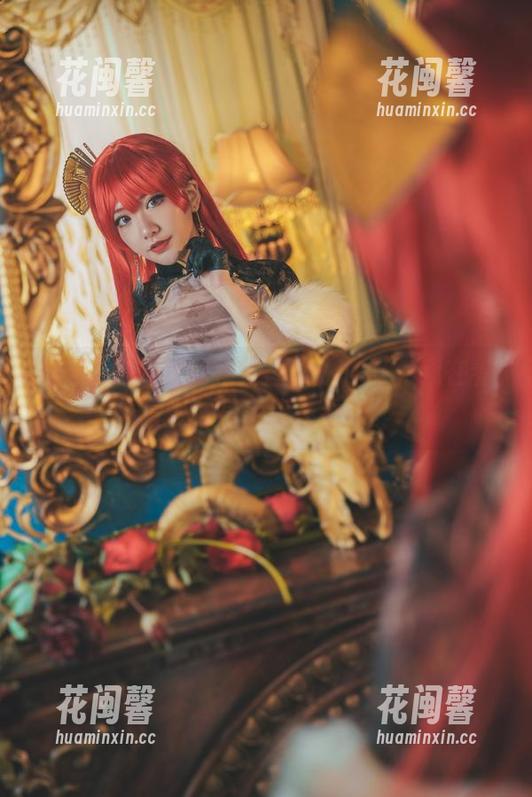 希希_啾 希希_啾的定制婚纱图集:你以为我在看婚纱,其实我在看她。