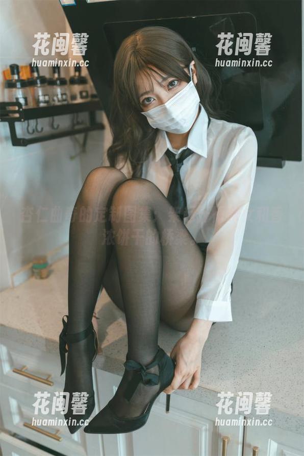 杏仁曲奇的定制图集：架起忏悔修女和香浓饼干的桥梁。