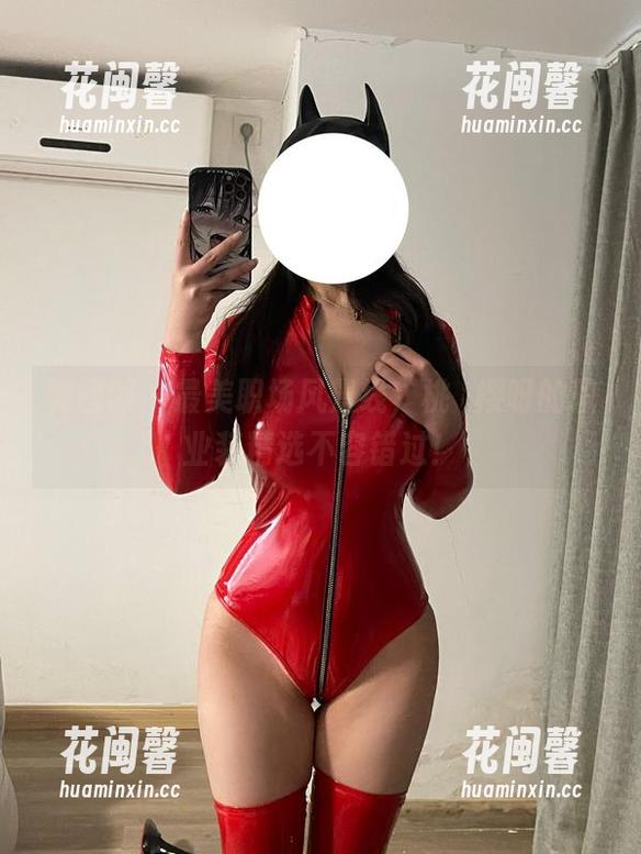 桃沢樱呀 微密圈 - 最美职场风景线,桃沢樱呀的职业装精选不容错过!