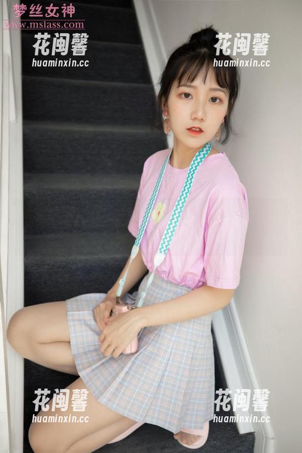 梦丝女神 - 直击心灵的高清写真，晓晓女神范儿如何轻松驾驭的？