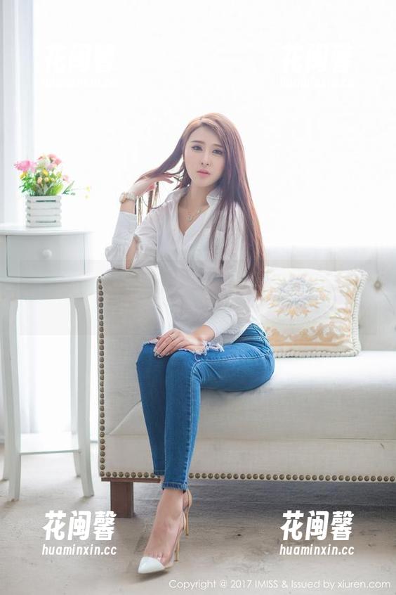 爱蜜社-黄歆苑 爱蜜社 - 看黄歆苑如何穿毛衣,随手分享她的写真集