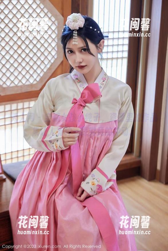 秀人网-小纯子 秀人网 - 宝藏女孩小纯子,资源里的作品集让人有种一探究竟的冲动。