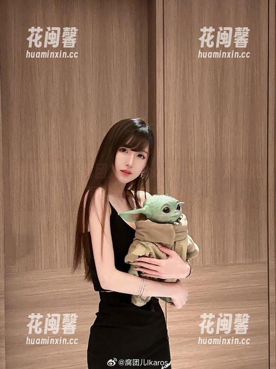 腐团儿Ikaros 她的美图,腐团儿Ikaros的美足,难道我该再入手一个新相机?