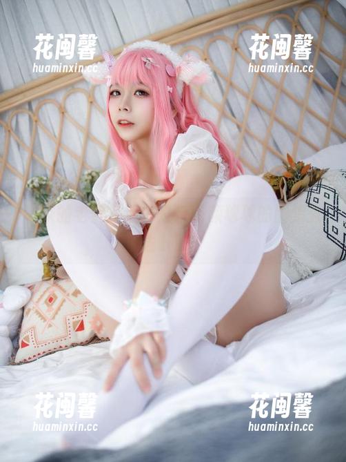 自闭颜球球 邻家的老婆?不,是自闭颜球球的图集直达下载!