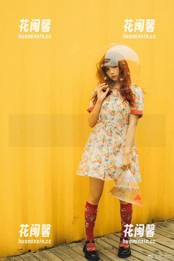 贰加六 贰加六的写真,把秋天的悲伤融入高清画面