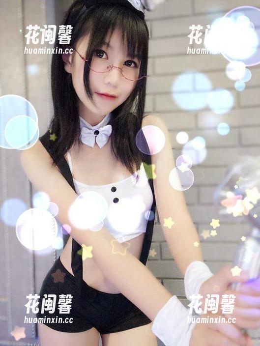 逐月Su 逐月Su的私拍棚,溜出来的小恶魔在等你
