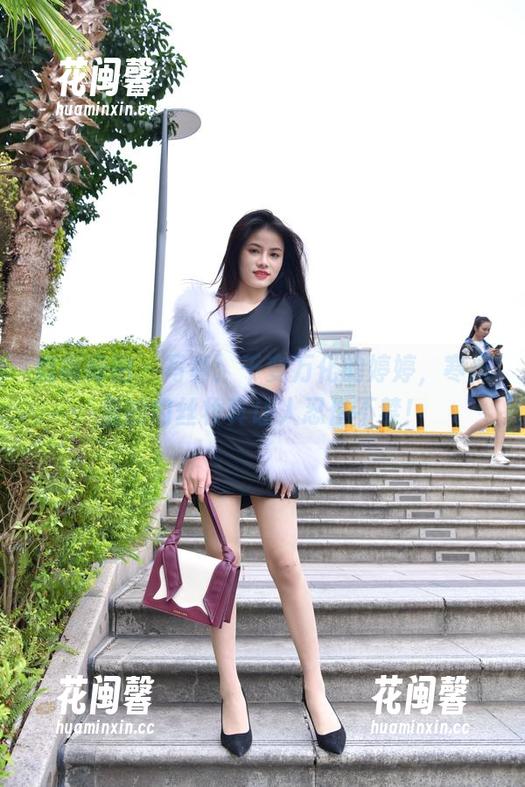 魔镜街拍-婷婷 魔镜街拍 - 写真:千变万化的婷婷,寒风里的肉丝妆真让人忍俊不禁!